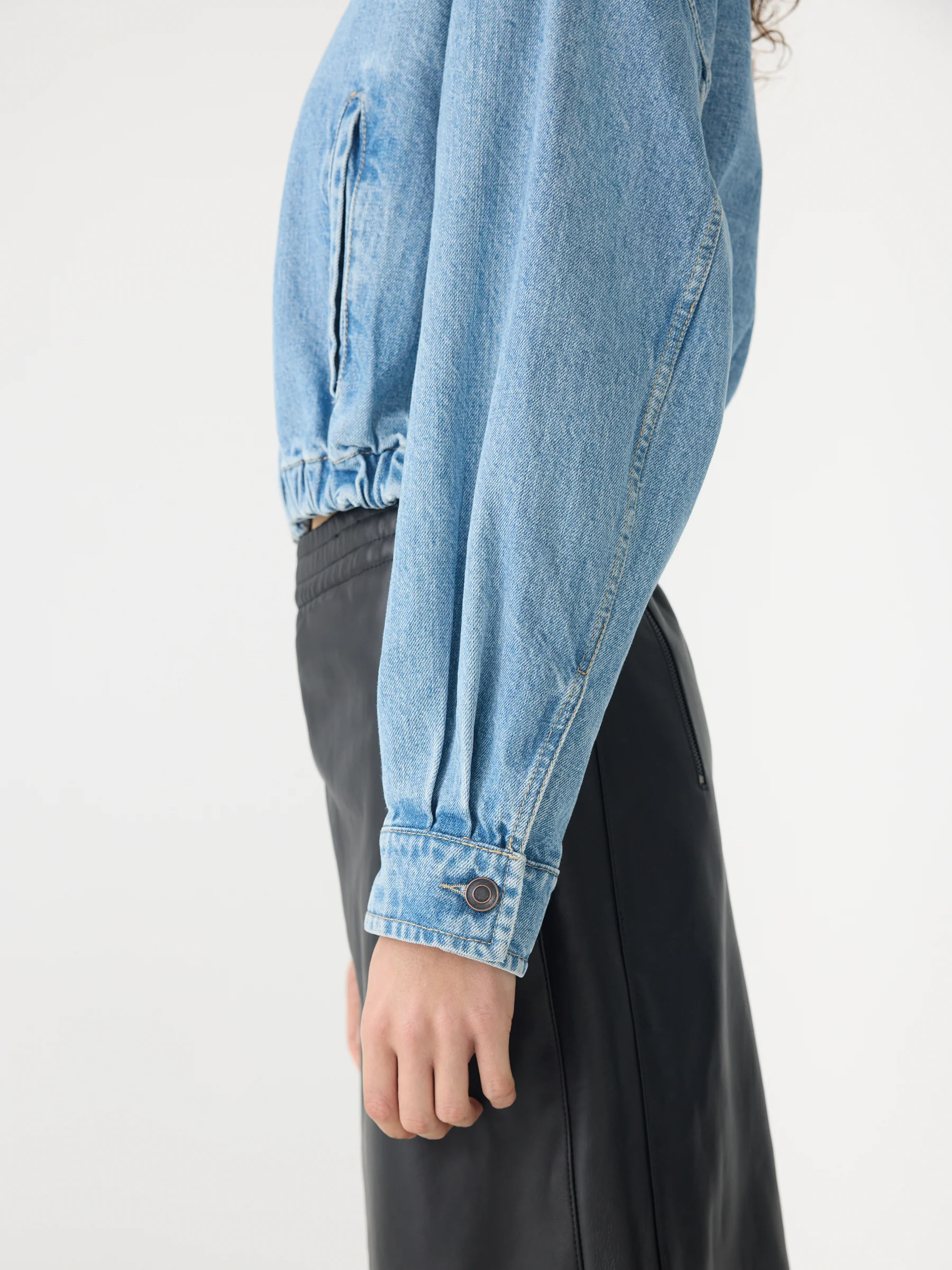Organic Denim Cropped Jacket - Image 5
