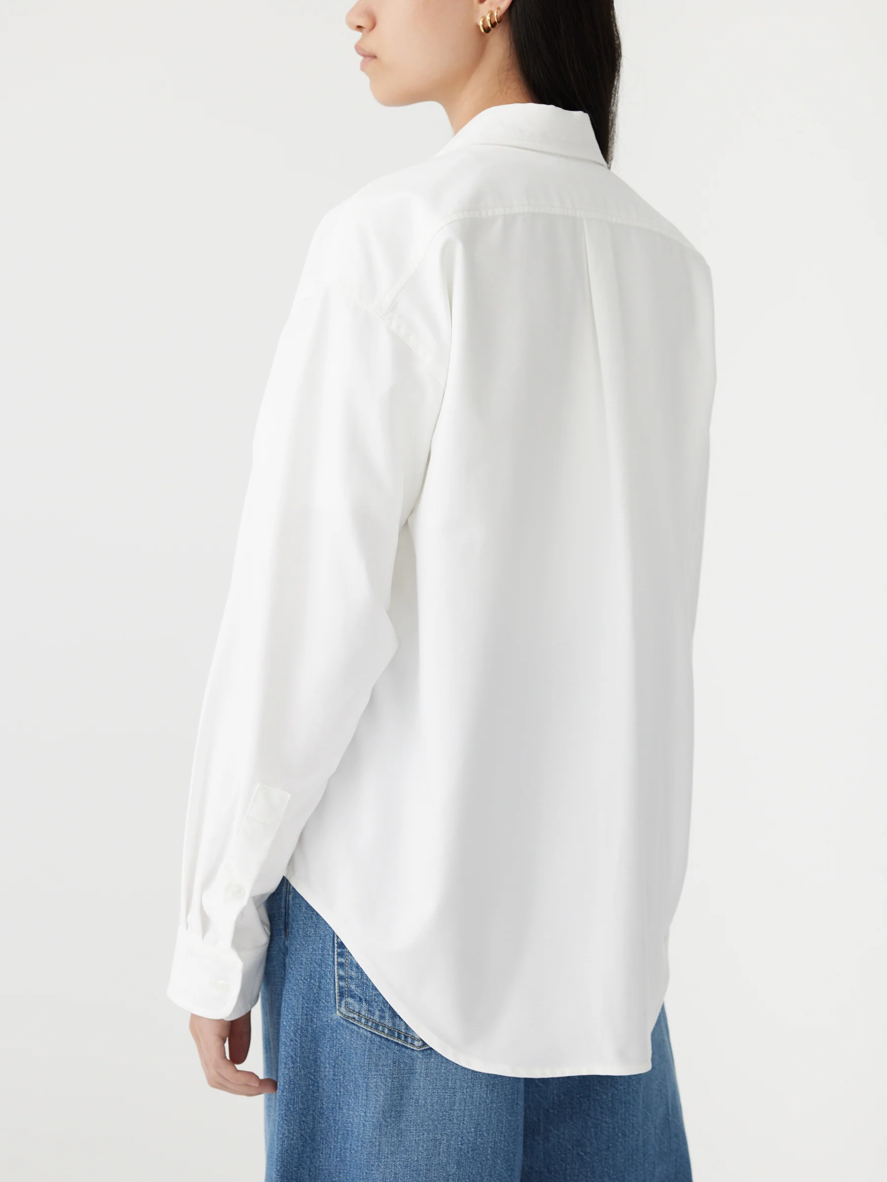 Universal Oversized Shirt - Image 5