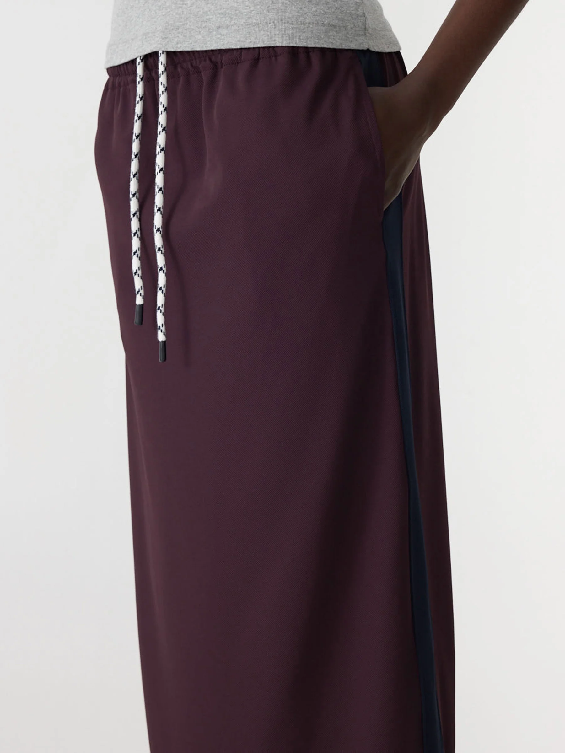 Stretch Twill Pull On Skirt - Image 4