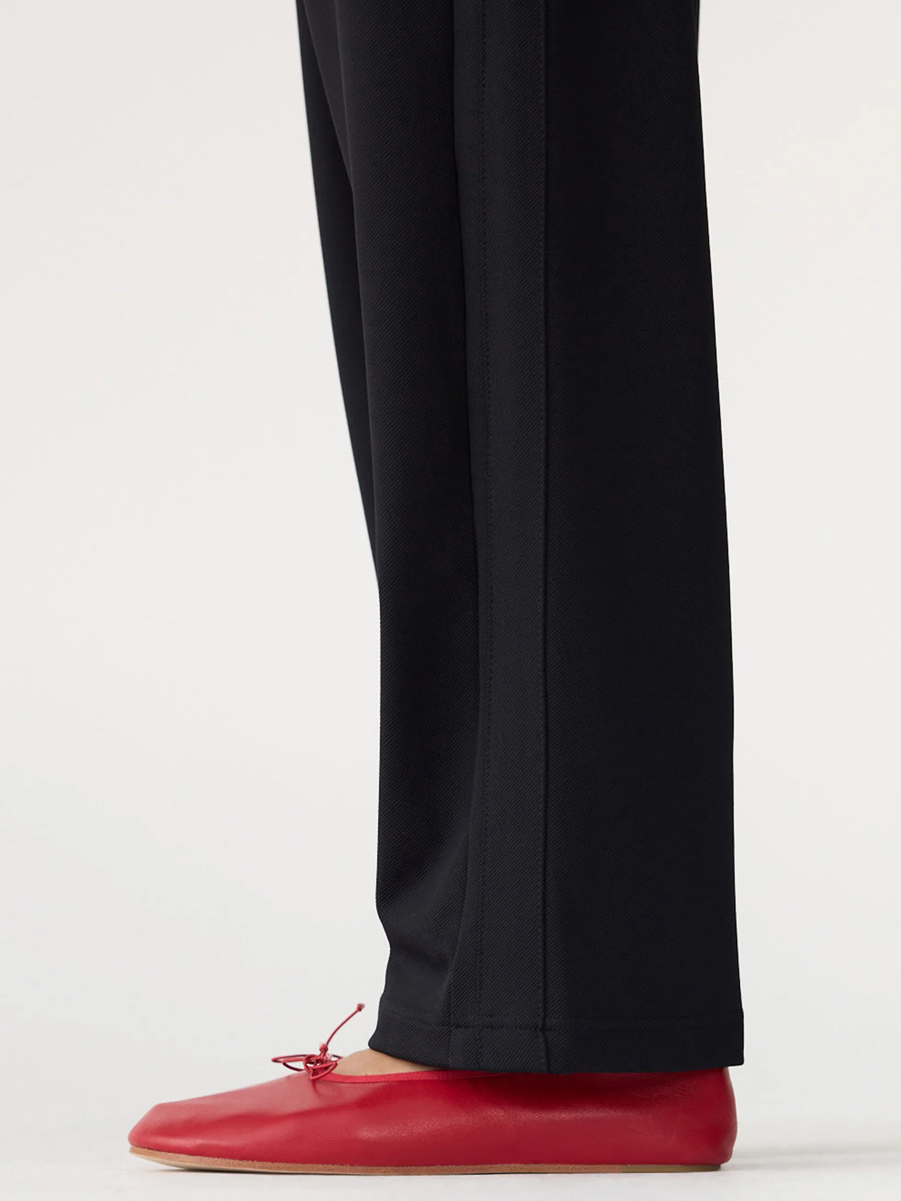 Universal Twill Trackpant - Image 7