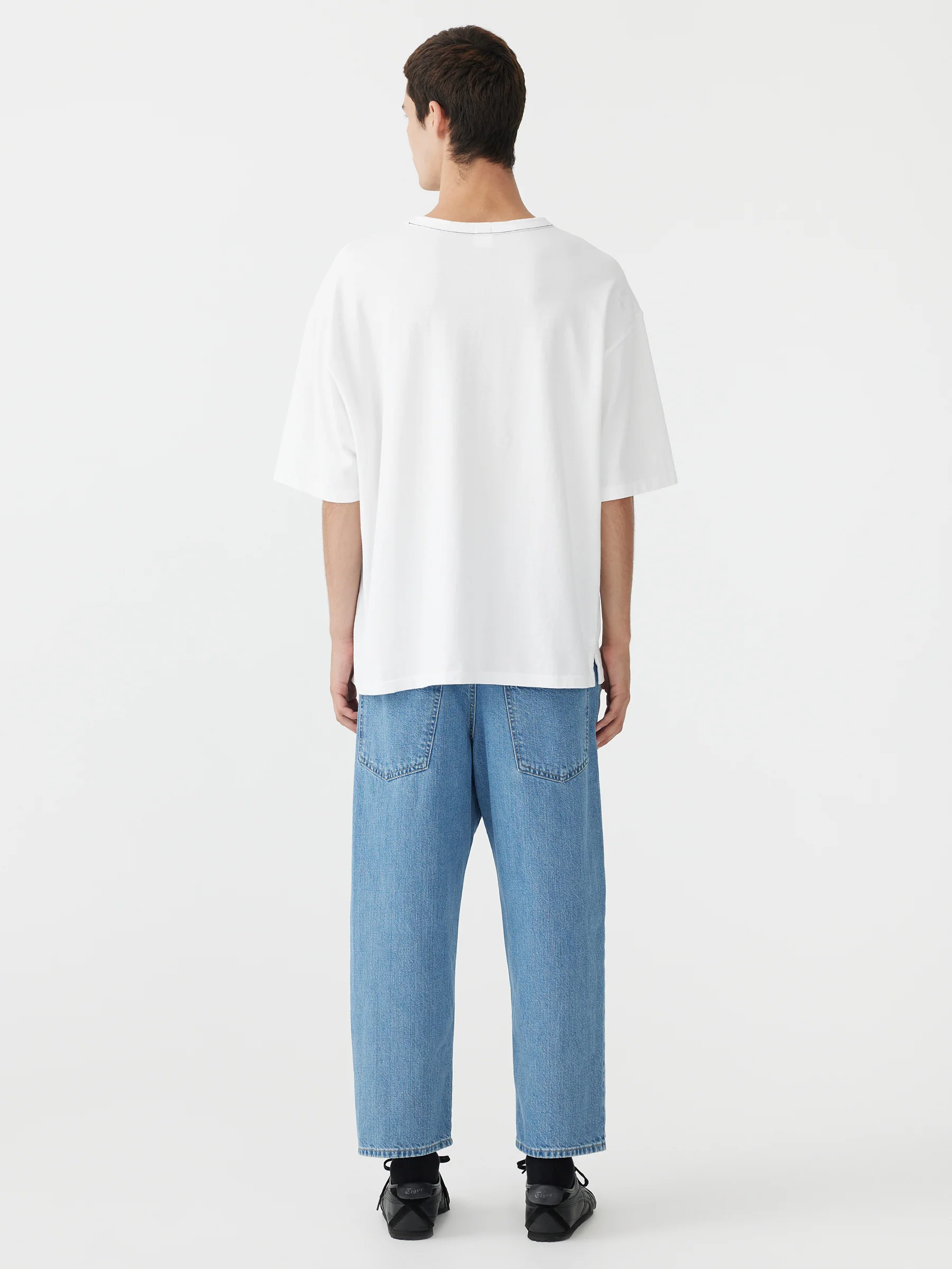 Universal Oversized Short Sleeve T-Shirt - Image 12