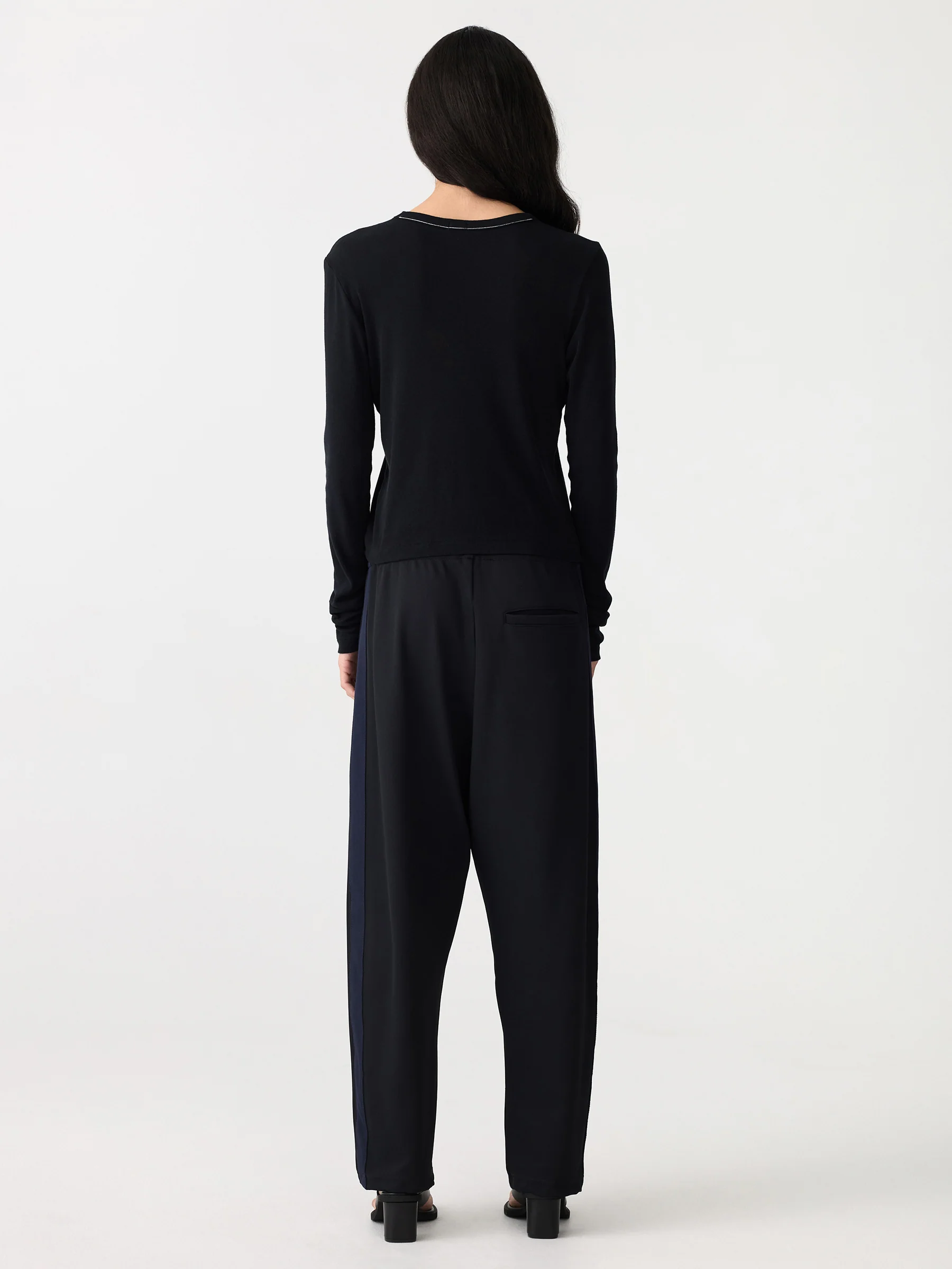 Universal Twill Trackpant - Image 10
