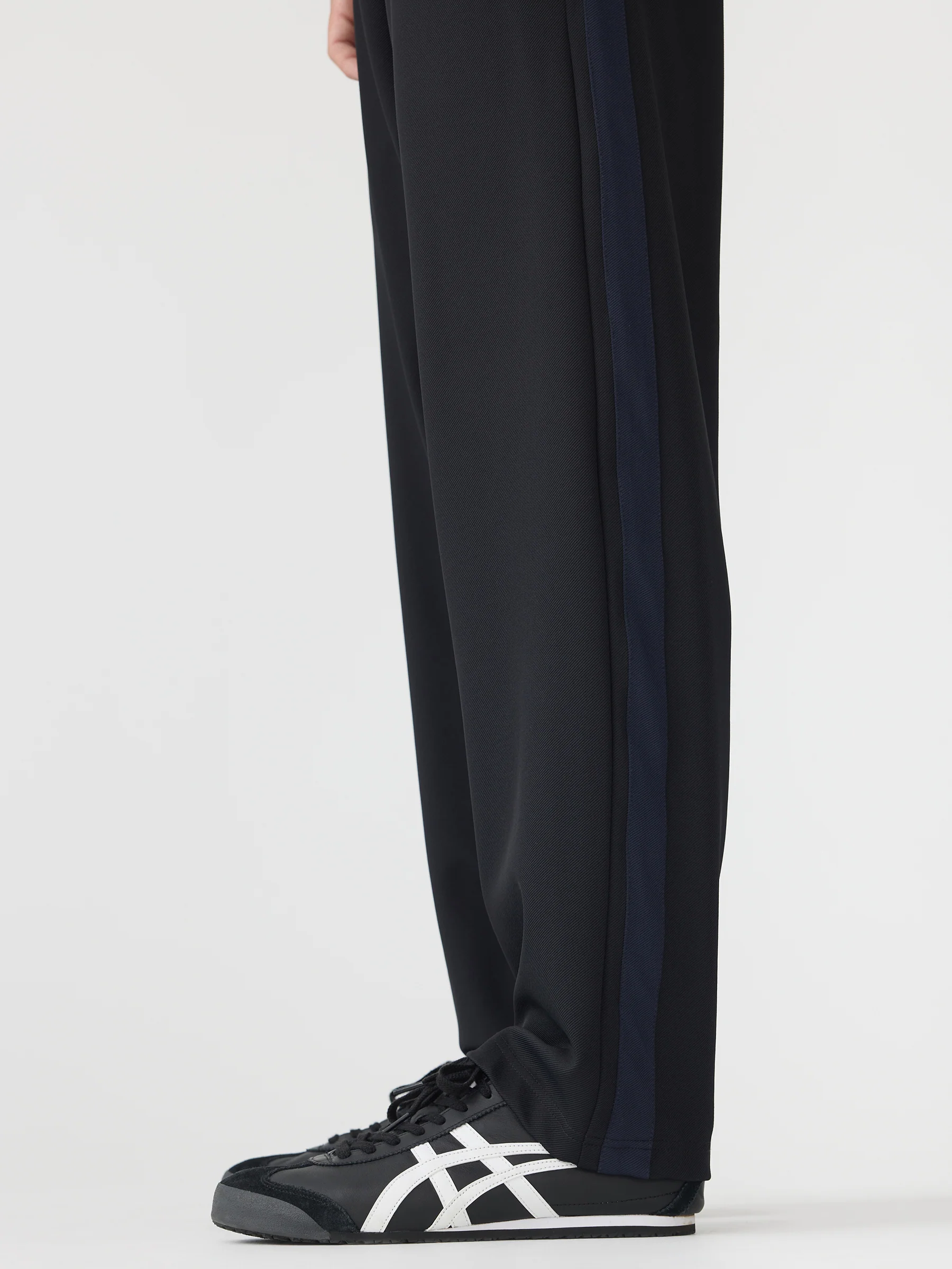 Universal Twill Trackpant - Image 7