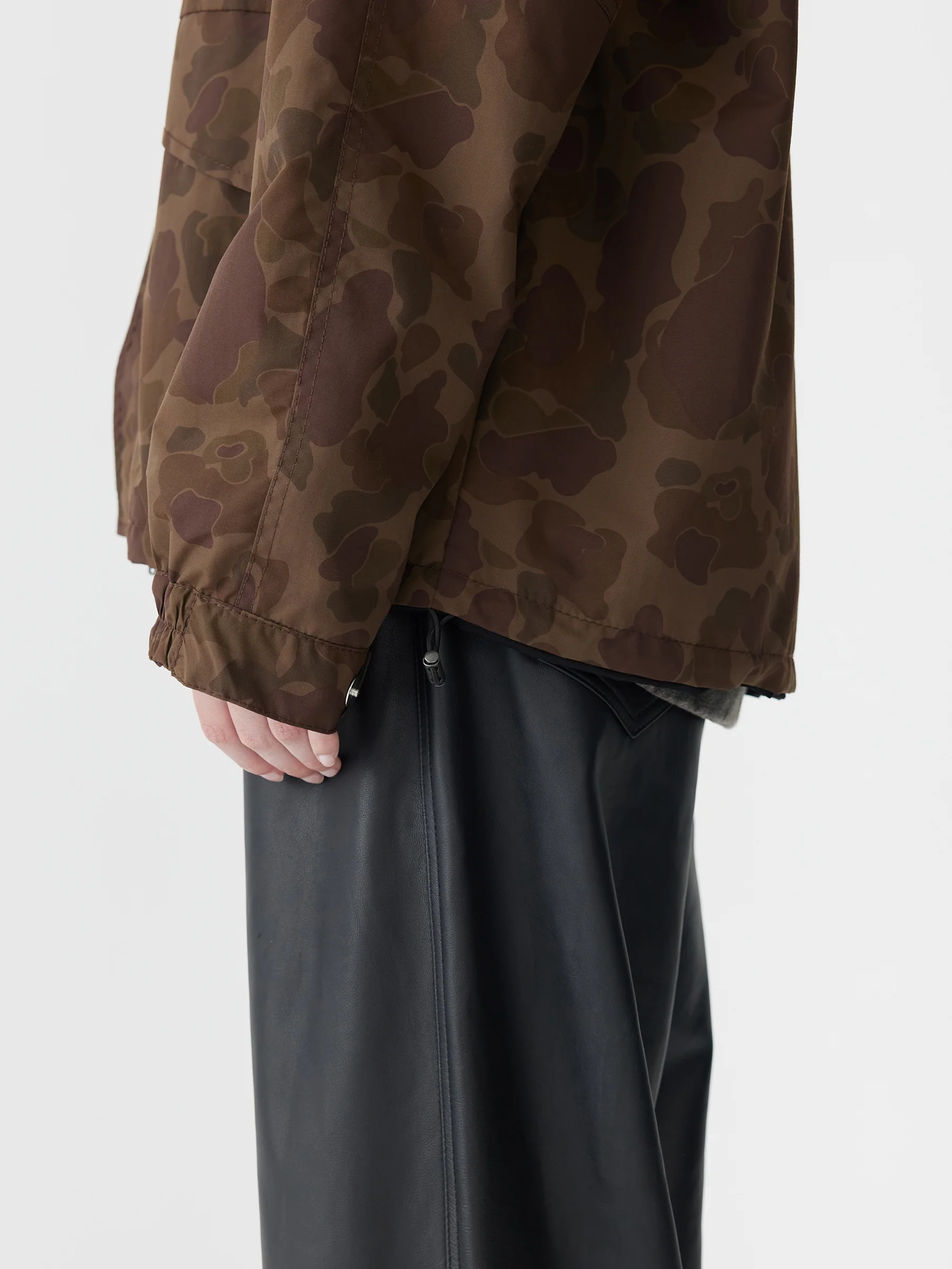Universal Utility Camo Jacket - Image 10